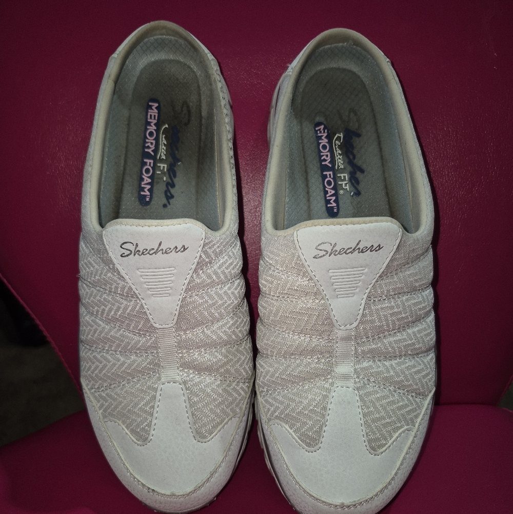 Skechers Relaxed Fit Slip Ins